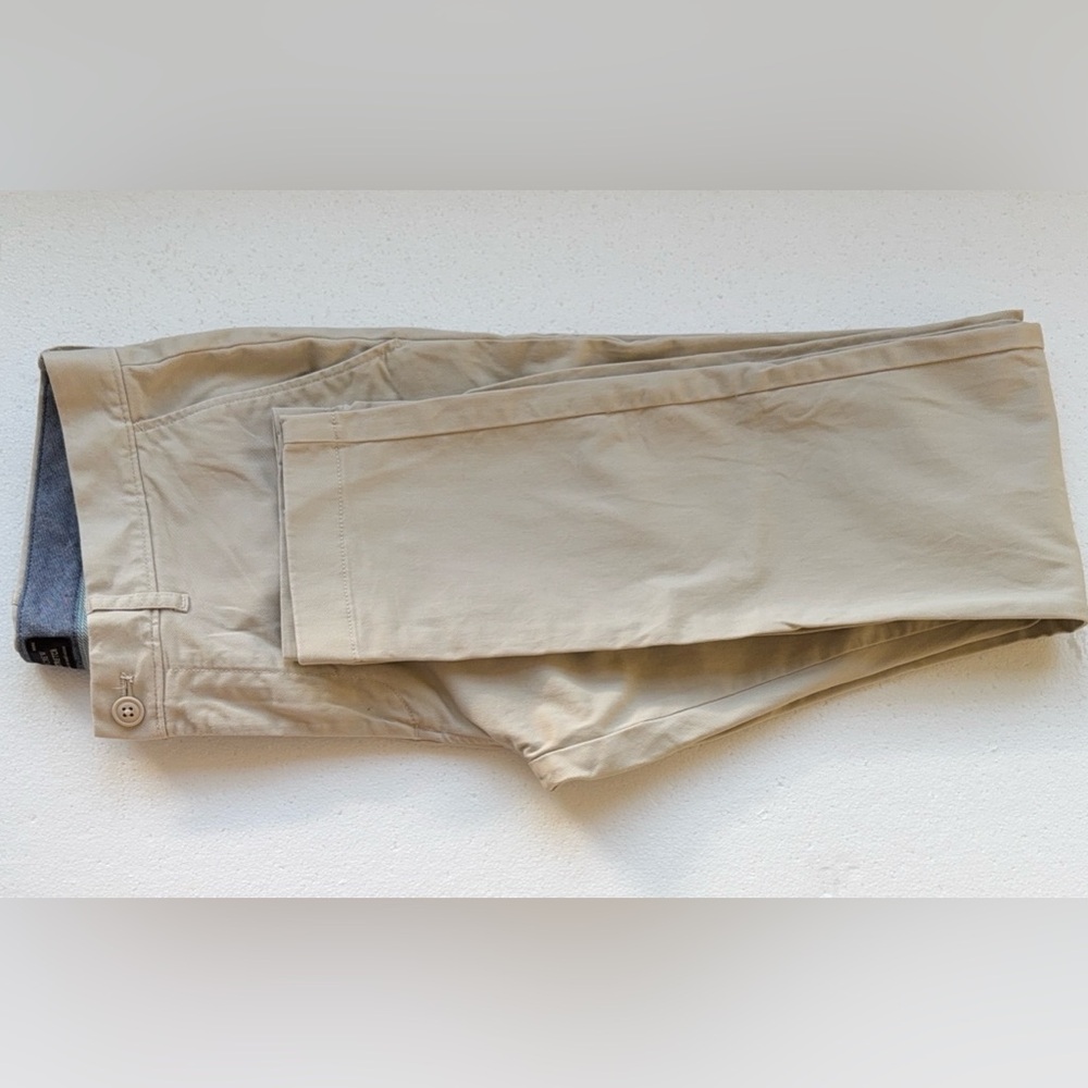 J CREW 250 FIT CHINO PANTS KHAKI 33x34 - Picture 3 of 4